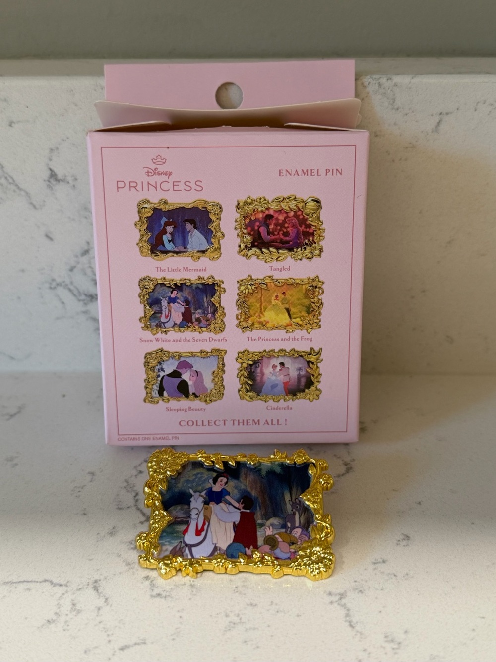 Disney Princess Storybook Moments Blind Box Pin Snow White